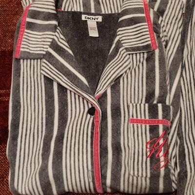 Lot 1183: New DKNY PJs