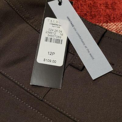 Lott 1193: New Talbots Ladies Brown Pants