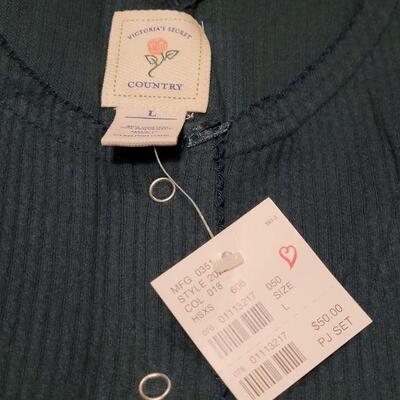 Lot 1197: New Victoria's Secret Green Ribbed Pjs