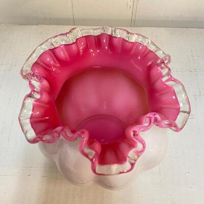 Fenton Peach Crest Vase 