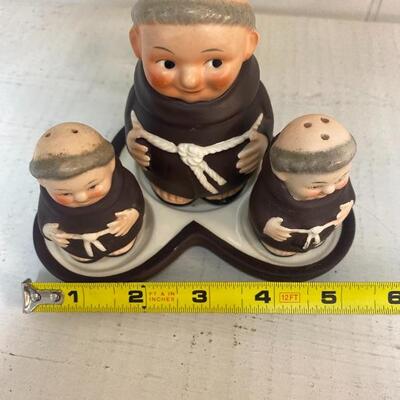 Goebel Monk Condiment Set (Toes)