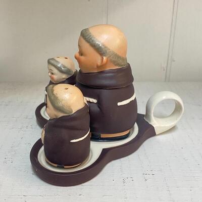 Goebel Monk Condiment Set (Toes)