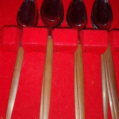 Authentic Canoe Muffin Pattern flatware 30 pc & case