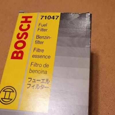 Lot 1200: Vintage New Stock BOSCH Fuel Filters 71047