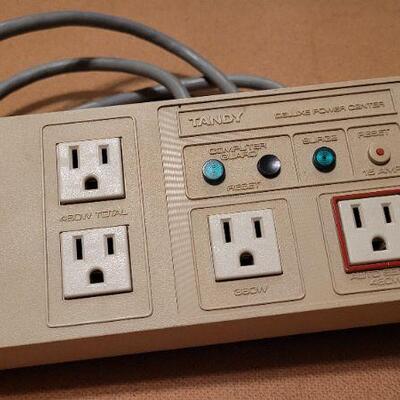 Lot 1219: Vintage TANDY Deluxe Power Center