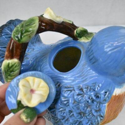 Bluebird Ceramic Teapot. Adorable & Vintage