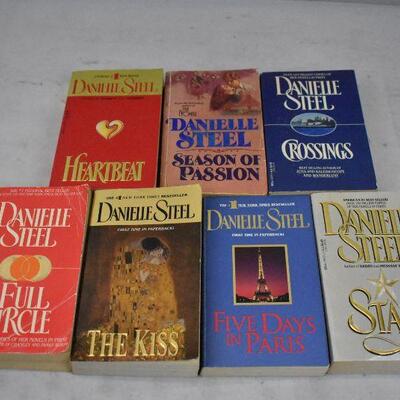 Danielle Steel Novels, 7 Books Fiction - Star to Heartbeat 