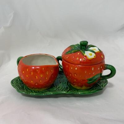 .121. VINTAGE | Rossetti Occ. Japan | Strawberry Sugar and Creamer | Underplate