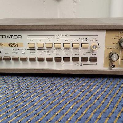 Lot 1227: Vintage NTSC Generator 1251