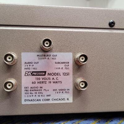 Lot 1227: Vintage NTSC Generator 1251