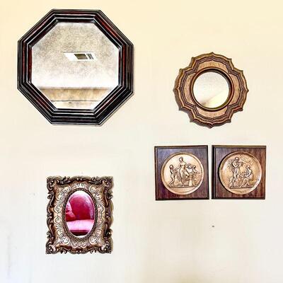 LOT 216  VINTAGE WALL DECOR FRMED MIRRORS PLAQUES 