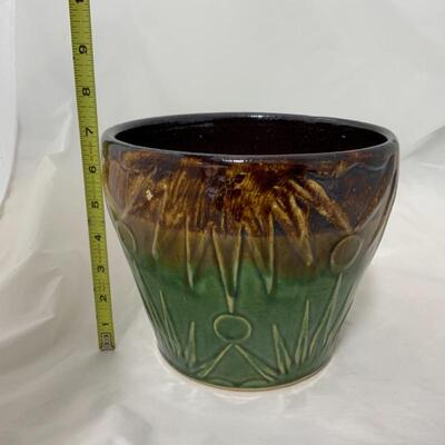 .124. VINTAGE | 7â€ tall | USA Marked | Sun Moon & Stars Jardiniere