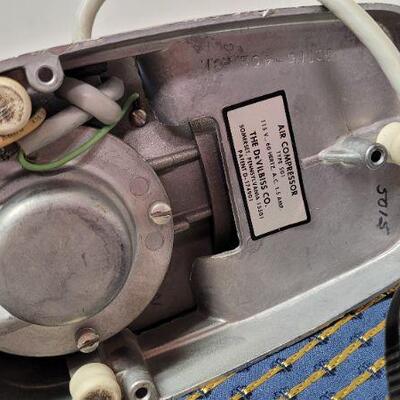 Lot 1229: Vintage De Vilbiss Air Compressor TESTED A+