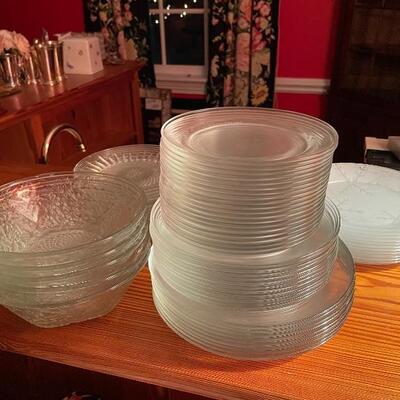 A258 Set of 68 pc set of Clear Arcoroc Dishes 