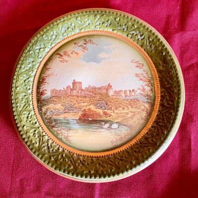 LOT 218  ANTIQUE PAINTED CHINA PLATES & FLUE COVER 