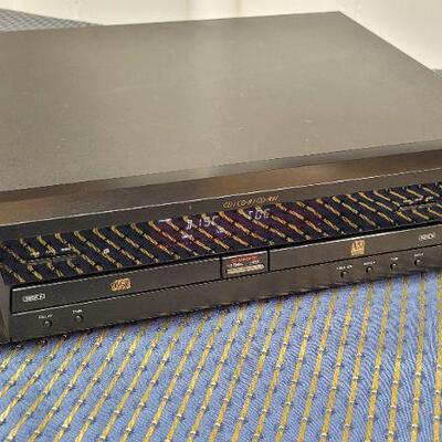 Lot 1231: Vintage SONY RCD-W1 Compact Disc Recorder 