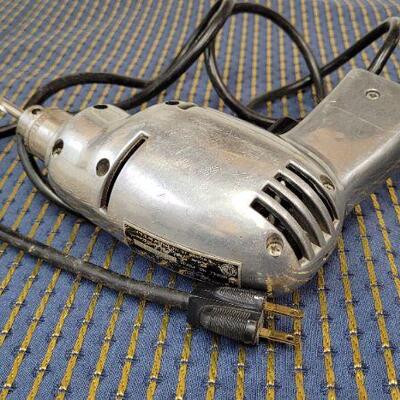 Lot 1233: Vintage POWER BILT 1/4" Drill TESTED A!