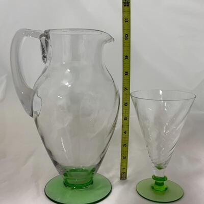 .128. VINTAGE | Fostoria Swirl Optic | Iced Tea Set | Delicate