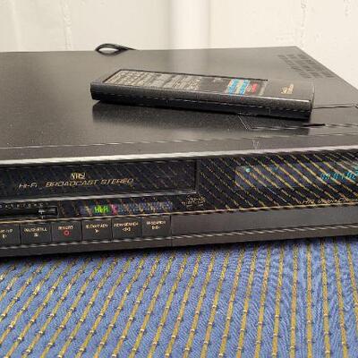 Lot 1239: Vintage CURTIS MATHES AV758 Video Cassette Recorder 