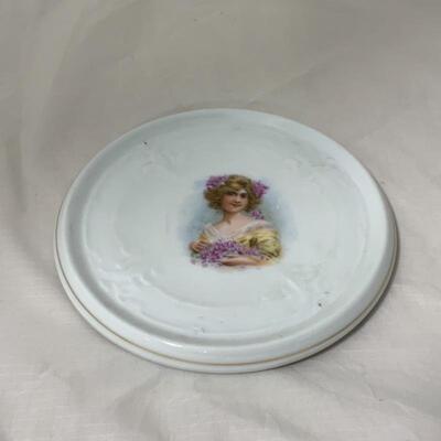 .134. ANTIQUE | Beautiful Woman | Porcelain Tea Trivet