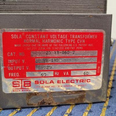 Lot 1241: Vintage SOLA ELECTRIC High Voltage Transformer Normal Harmonic Type 