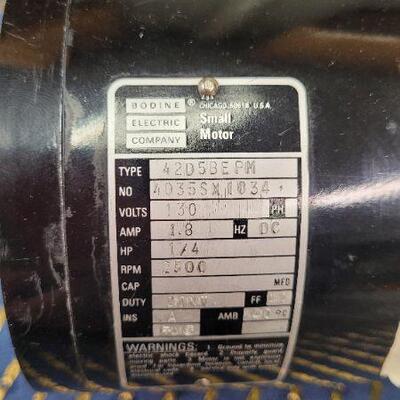 Lot 1242: Rebuilt BODINE ELECTRIC COMPANY 130 Volt Small Motor 