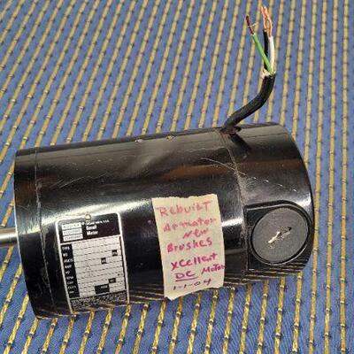Lot 1242: Rebuilt BODINE ELECTRIC COMPANY 130 Volt Small Motor 