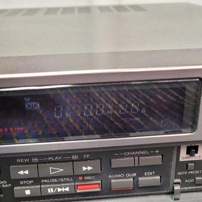 Lot 1247: Vintage SONY EV S550 Video 8 Cassette Recorder 