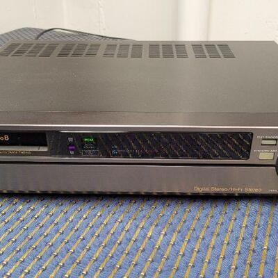 Lot 1247: Vintage SONY EV S550 Video 8 Cassette Recorder 