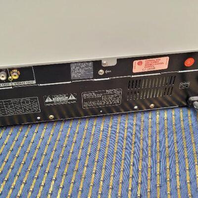 Lot 1254: Vintage Sony LASERMAX Laser Disc Player MDP-1700AR