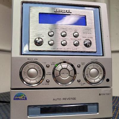 Lot 1268: AIWA CD TAPE Player 