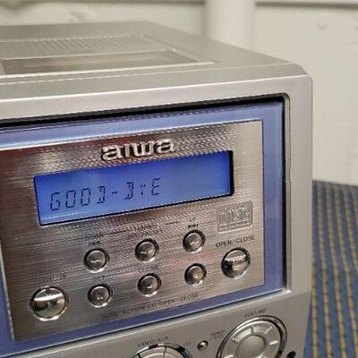 Lot 1268: AIWA CD TAPE Player 
