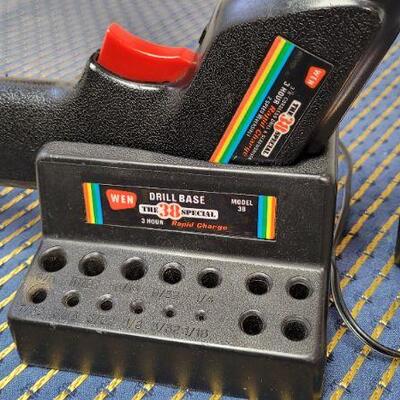 Lot 1283: Vintage Cordless Drill w/ Organizer TESTED A+