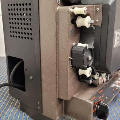 Lot 1286: Vintage EIKI Model NT-0 Projector TESTED A+