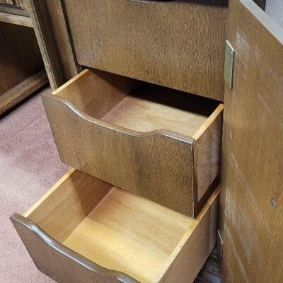 Lot 1289: Vintage STANLEY Office Desk  