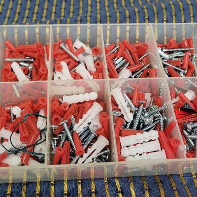 Lot 1299: Assorted Pre Owned Hardware 