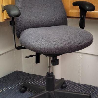 Lot 1318: Vintage MADE IN ITALY Desk Chair 