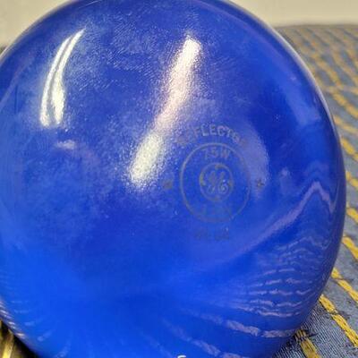 Lot 1321: (3) Colored Spotlight Bulbs 