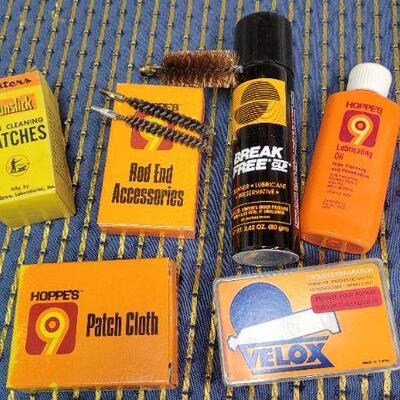 Lot 1335: Assorted Pre Owned Gun Cleaning Tools 