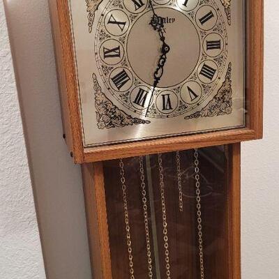 Lot 1333: Vintage Tall Clock Quartz Function Movement 