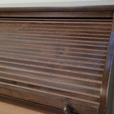 Lot 1380: Vintage Roll-Top Desk 