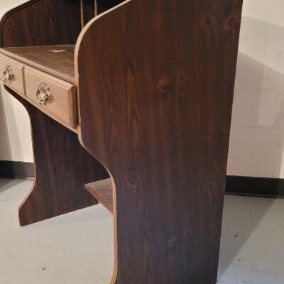 Lot 1380: Vintage Roll-Top Desk 