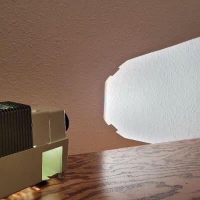 Lot 1381: Vintage CABIN 150mm Projector TESTED A+