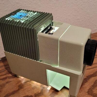 Lot 1381: Vintage CABIN 150mm Projector TESTED A+
