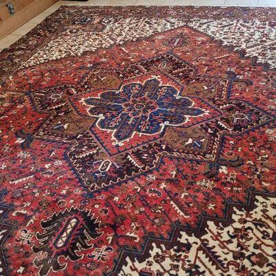 Lot 1383: Vintage Large Persian Rug Origin: Heriz - Iran 12'8" Ã— 10' 3"