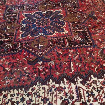 Lot 1383: Vintage Large Persian Rug Origin: Heriz - Iran 12'8" Ã— 10' 3"