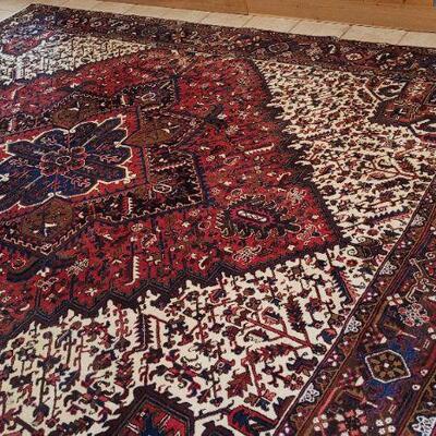 Lot 1383: Vintage Large Persian Rug Origin: Heriz - Iran 12'8" Ã— 10' 3"