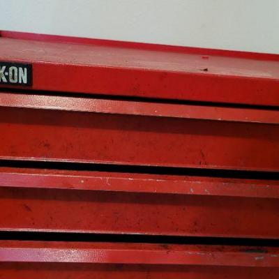 Lot 1388: Vintage Toolbox w/ 3 Drawers