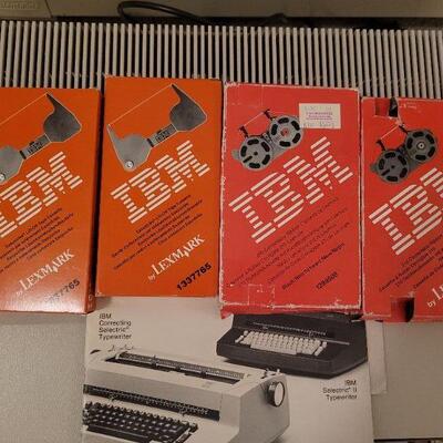 Lot 1390: IBM Wheelwriter 10 Series 2