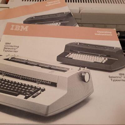 Lot 1390: IBM Wheelwriter 10 Series 2